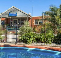 COMFORT INN COACH AND BUSHMANS - Newcastle Accommodation