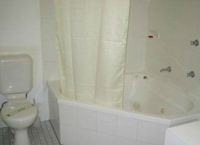 Parkway Motel - New Castle Tourism 4