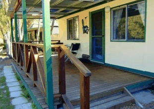 Peaceful Bay Chalets - New Castle Tourism
