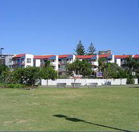 Casablanca Beachfront Apartments - Newcastle Accommodation