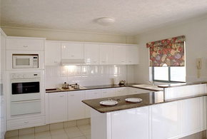 Pacific Place Apartments - Newcastle Accommodation 4