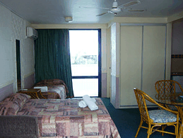 Surfers Paradise QLD Newcastle Accommodation