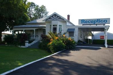 Colonial Court Motor Inn - New Castle Tourism 0