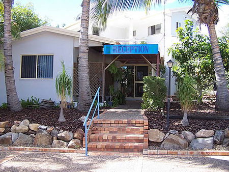 Palm Valley Motel And Holiday Units - Newcastle Accommodation 1