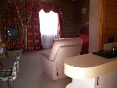 Spa Village Travel Inn - New Castle Tourism 4