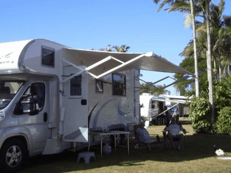 Oakwood Caravan Park - New Castle Tourism 4