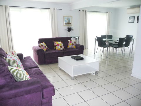 The Shores Holiday Apartments - Newcastle Accommodation 0