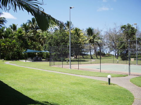 The Shores Holiday Apartments - Newcastle Accommodation 1