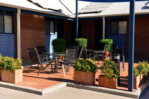 Albert Motel - New Castle Tourism 1