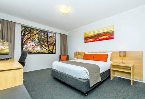 Alpha Hotel Canberra - Newcastle Accommodation 3