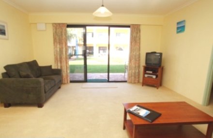 Nautilus Apartments Merimbula - Newcastle Accommodation 8