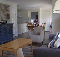 Saltaire Yellow - Newcastle Accommodation