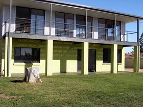 Port Willunga SA Newcastle Accommodation