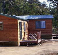 Whale Watchers Retreat - New Castle Tourism