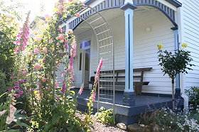 Devonport Bed & Breakfast - Newcastle Accommodation 0