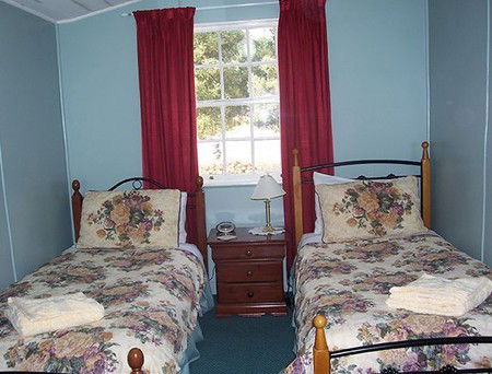 Hurlfield Farm Cottage - Newcastle Accommodation 3