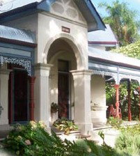 Arcola Bed And Breakfast - Newcastle Accommodation 0