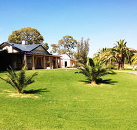Curlwaa Caravan Park - New Castle Tourism