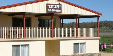 Jindabyne Equestrian Resort - Newcastle Accommodation 1