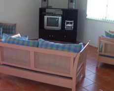 Sundowner Beach House - New Castle Tourism 2