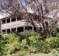 Fraser Island Hideaway - Newcastle Accommodation