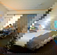 Longreach Motor Inn - Newcastle Accommodation