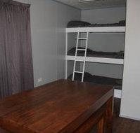 Kinnon and Co Outback Lodges - Newcastle Accommodation