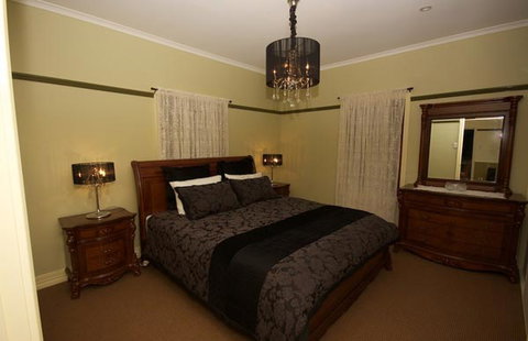 The Cottage At The Sanctuary Bed And Breakfast - Newcastle Accommodation 3