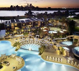 Crown Metropol Perth - New Castle Tourism 3