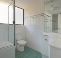 Bayview Apartments Rainbow Bay - Newcastle Accommodation