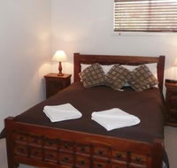 Beachside Holiday Units - Newcastle Accommodation