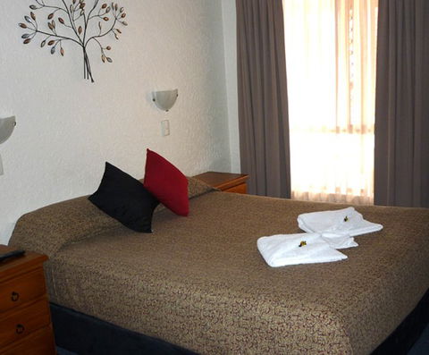 Bundaberg Spanish Motor Inn - New Castle Tourism 4