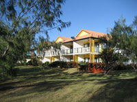 Coral Cove Resort & Golf Club - New Castle Tourism 0