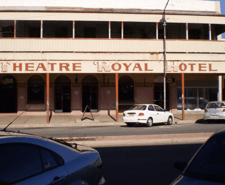 Theatre Royal Hotel - New Castle Tourism