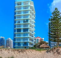 Hibiscus on the Beach - Newcastle Accommodation