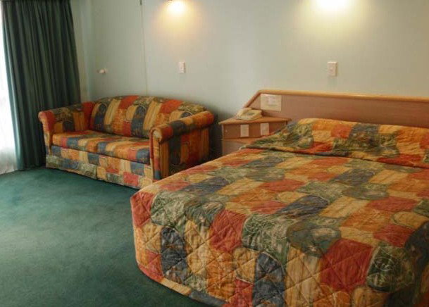 Runaway Bay QLD Newcastle Accommodation