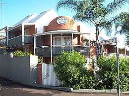 Spring Hill Terraces - Newcastle Accommodation 0