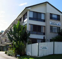 Beachside Court - Newcastle Accommodation