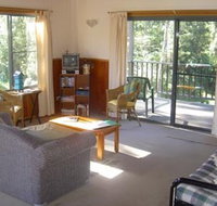 Toms Creek Retreat - Newcastle Accommodation