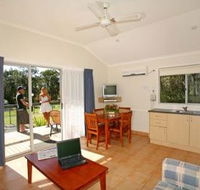 Samurai Beach Resort - Newcastle Accommodation