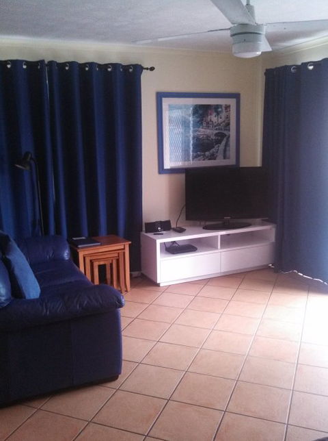 Tranquil Shores Holiday Apartments - Newcastle Accommodation 5