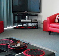 Sandy Shores On Golden Beach - Newcastle Accommodation