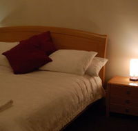 Bank on the Goulburn Seymour Victoria - Newcastle Accommodation