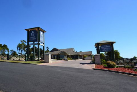 Lakes Resort Mount Gambier - New Castle Tourism 0