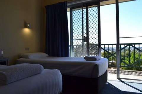 Lakes Resort Mount Gambier - New Castle Tourism 4
