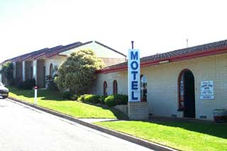 Oyster Court Motel - New Castle Tourism 2