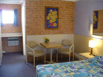 Huskisson Beach Motel - Newcastle Accommodation 2