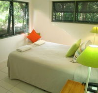 The Retreat Beach Houses - Newcastle Accommodation