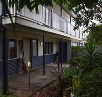 Moffat Beach Pet Friendly Holiday House - Newcastle Accommodation