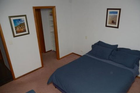 Dune Hideaway - Newcastle Accommodation 7
